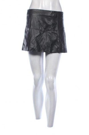 Кожена пола Mango, Размер L, Цвят Черен, Цена 7,15 €