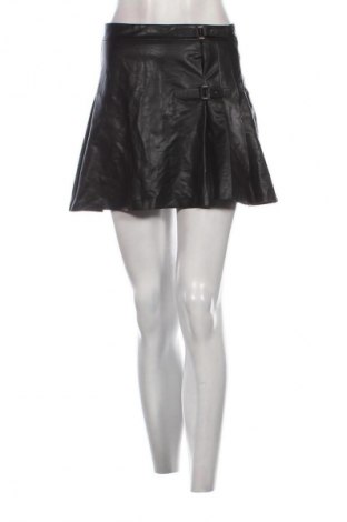 Bőrszoknya Stradivarius, Méret S, Szín Fekete, Ár 4 042 Ft