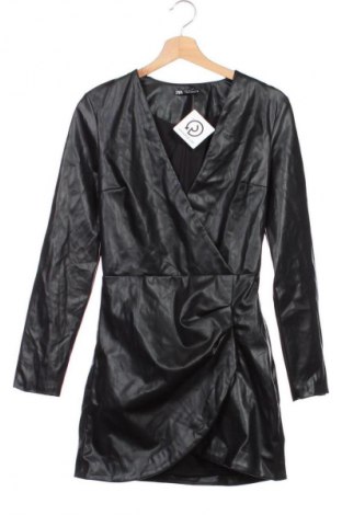 Kožené šaty  Zara, Velikost S, Barva Černá, Cena  289,00 Kč