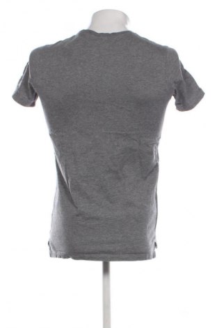 Pánské tričko  Guess, Velikost S, Barva Vícebarevné, Cena  1 143,00 Kč