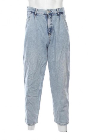 Męskie jeansy Pull&Bear, Rozmiar S, Kolor Niebieski, Cena 200,43 zł