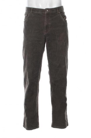 Ανδρικό παντελόνι Eagle, Μέγεθος XL, Χρώμα Πράσινο, Τιμή 8,99 €