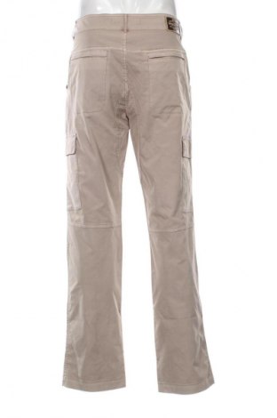 Pantaloni de bărbați Guess, Mărime XL, Culoare Maro, Preț 442,99 Lei