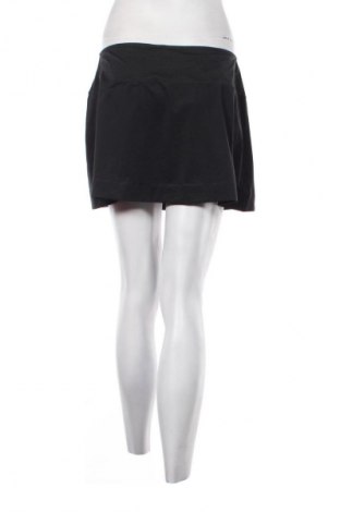 Пола - панталон Adidas, Размер M, Цвят Черен, Цена 11,75 €