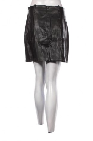 Szoknya Amisu, Méret M, Szín Fekete, Ár 4 042 Ft