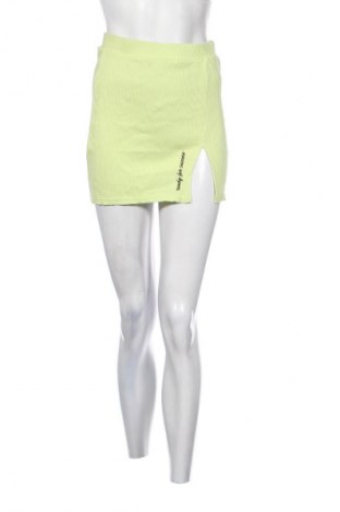 Sukně Bershka, Velikost M, Barva Žlutá, Cena  277,00 Kč