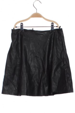 Szoknya Bershka, Méret XXS, Szín Fekete, Ár 4 009 Ft