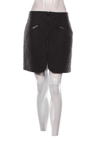 Пола Cache Cache, Размер M, Цвят Черен, Цена 4,09 €