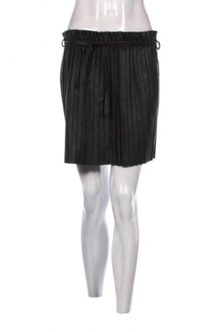 Szoknya Celestino, Méret M, Szín Fekete, Ár 4 132 Ft