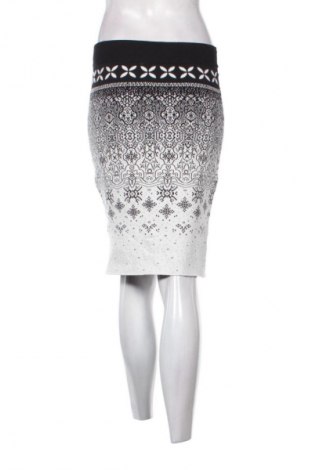 Rock Dika, Größe M, Farbe Mehrfarbig, Preis 16,00 €