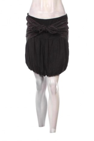 Пола Esisto, Размер M, Цвят Черен, Цена 8,18 €