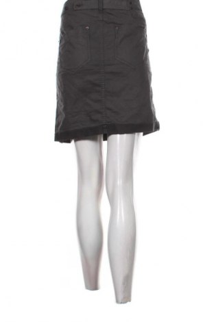 Пола G-Star Raw, Размер XL, Цвят Сив, Цена 18,40 €