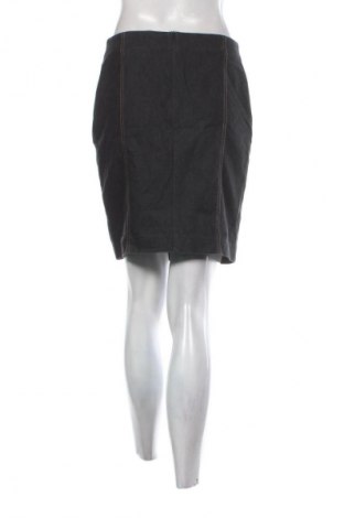 Rock Hennes, Größe M, Farbe Mehrfarbig, Preis € 9,99