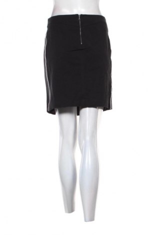 Szoknya Marc Cain, Méret M, Szín Fekete, Ár 11 089 Ft