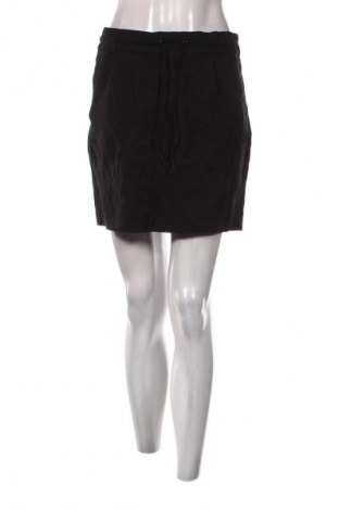 Пола ONLY, Размер M, Цвят Черен, Цена 5,11 €