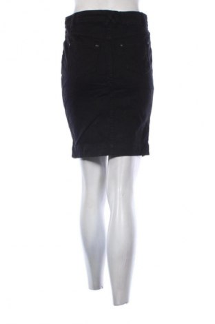 Sukně Pimkie, Velikost M, Barva Černá, Cena  119,00 Kč