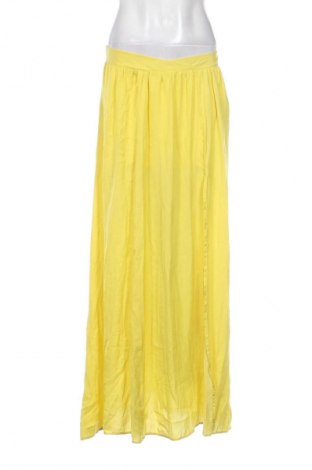 Пола Pull&Bear, Размер L, Цвят Жълт, Цена 12,00 €