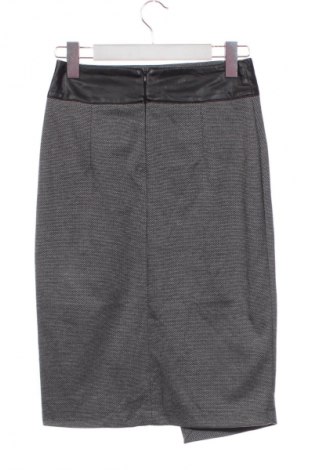 Sukně Rinascimento, Velikost XS, Barva Vícebarevné, Cena  349,00 Kč