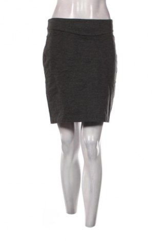 Пола Rinascimento, Размер M, Цвят Сив, Цена 13,29 €