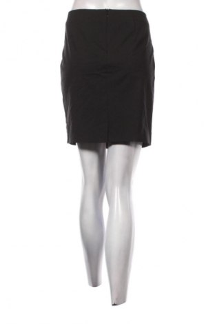 Пола Sisley, Размер XL, Цвят Черен, Цена 9,71 €