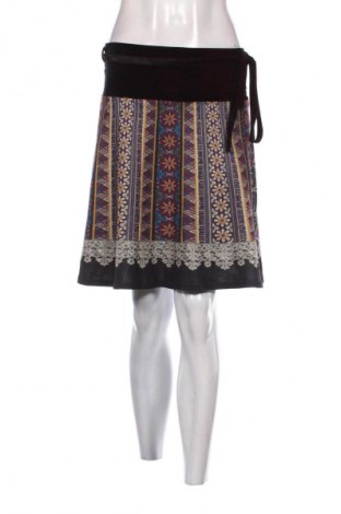 Φούστα Smash, Μέγεθος S, Χρώμα Πολύχρωμο, Τιμή 12,00 €