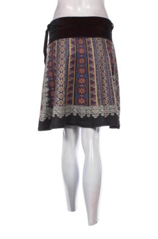 Φούστα Smash, Μέγεθος S, Χρώμα Πολύχρωμο, Τιμή 12,00 €