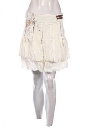 Rock Stradivarius, Größe M, Farbe Mehrfarbig, Preis 10,00 €