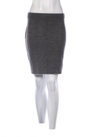 Rock Taifun, Größe M, Farbe Grau, Preis € 26,99