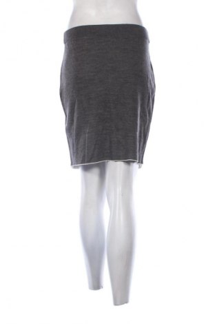 Rock Taifun, Größe M, Farbe Grau, Preis € 26,99