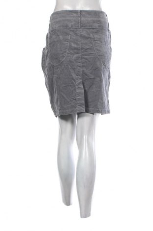 Rock United Colors Of Benetton, Größe XL, Farbe Grau, Preis € 9,99