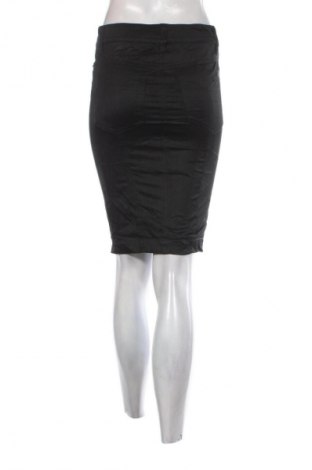 Пола United Colors Of Benetton, Размер M, Цвят Черен, Цена 14,31 €