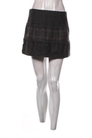 Rock United Colors Of Benetton, Größe M, Farbe Mehrfarbig, Preis 10,99 €