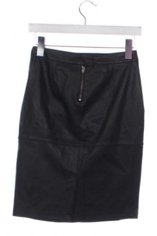 Szoknya VILA, Méret XS, Szín Fekete, Ár 9 917 Ft