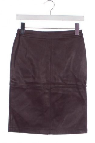 Rock VILA, Größe XS, Farbe Rot, Preis € 24,00