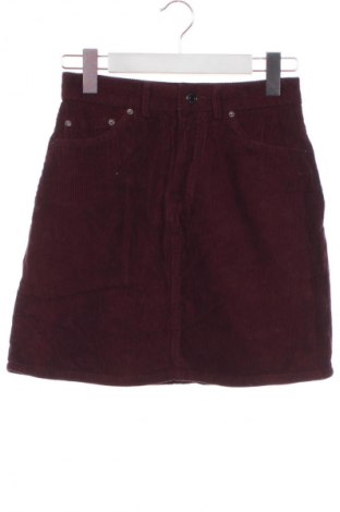 Пола Vero Moda, Размер XS, Цвят Червен, Цена 4,60 €