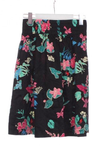 Пола Yessica, Размер XS, Цвят Многоцветен, Цена 9,78 €