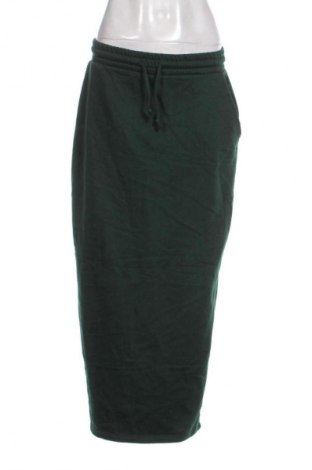 Пола Zara, Размер L, Цвят Зелен, Цена 13,80 €