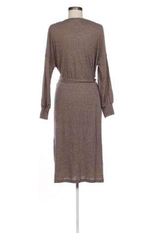 Рокля ASOS, Размер M, Цвят Многоцветен, Цена 15,33 €