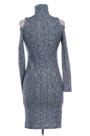 Ruha Adrom, Méret M, Szín Sokszínű, Ár 8 244 Ft