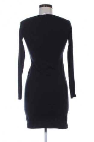 Ruha Adrom, Méret L, Szín Fekete, Ár 8 264 Ft