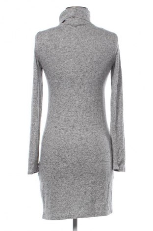 Рокля Amisu, Размер XS, Цвят Сив, Цена 20,00 €