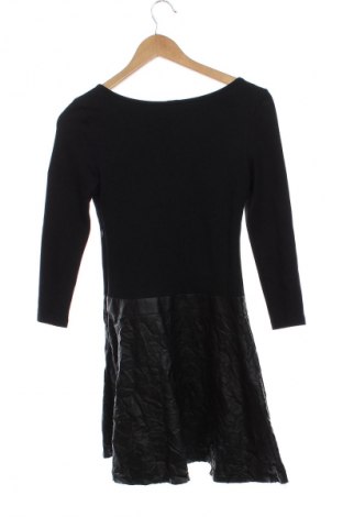 Ruha Answear, Méret S, Szín Fekete, Ár 8 251 Ft