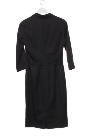 Kleid Ariston S, Größe M, Farbe Mehrfarbig, Preis € 15,00