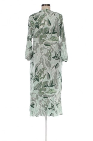 Ruha B.Young, Méret M, Szín Sokszínű, Ár 10 331 Ft