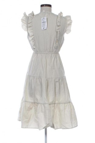 Ruha BIANCO LUCCI, Méret M, Szín Ekrü
, Ár 6 939 Ft