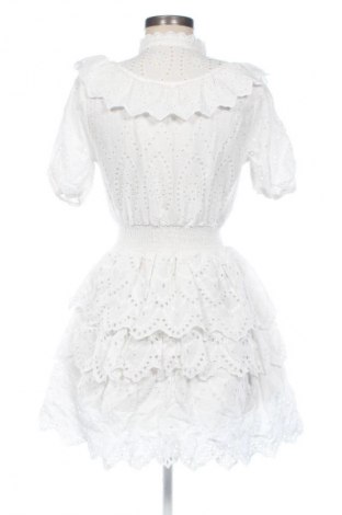 Šaty  BSL, Velikost M, Barva Krémová, Cena  709,00 Kč