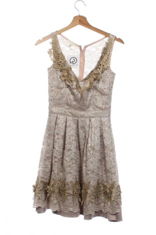 Рокля Babylon, Размер M, Цвят Бежов, Цена 77,30 €