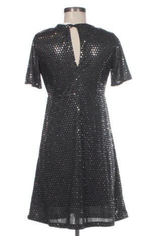 Φόρεμα Beloved, Μέγεθος M, Χρώμα Ασημί, Τιμή 12,99 €