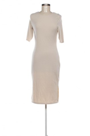 Рокля Beloved, Размер M, Цвят Бежов, Цена 15,00 €