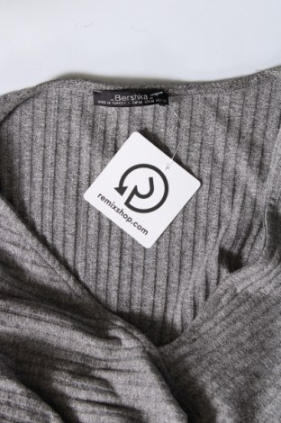 Ruha Bershka, Méret S, Szín Szürke, Ár 8 240 Ft